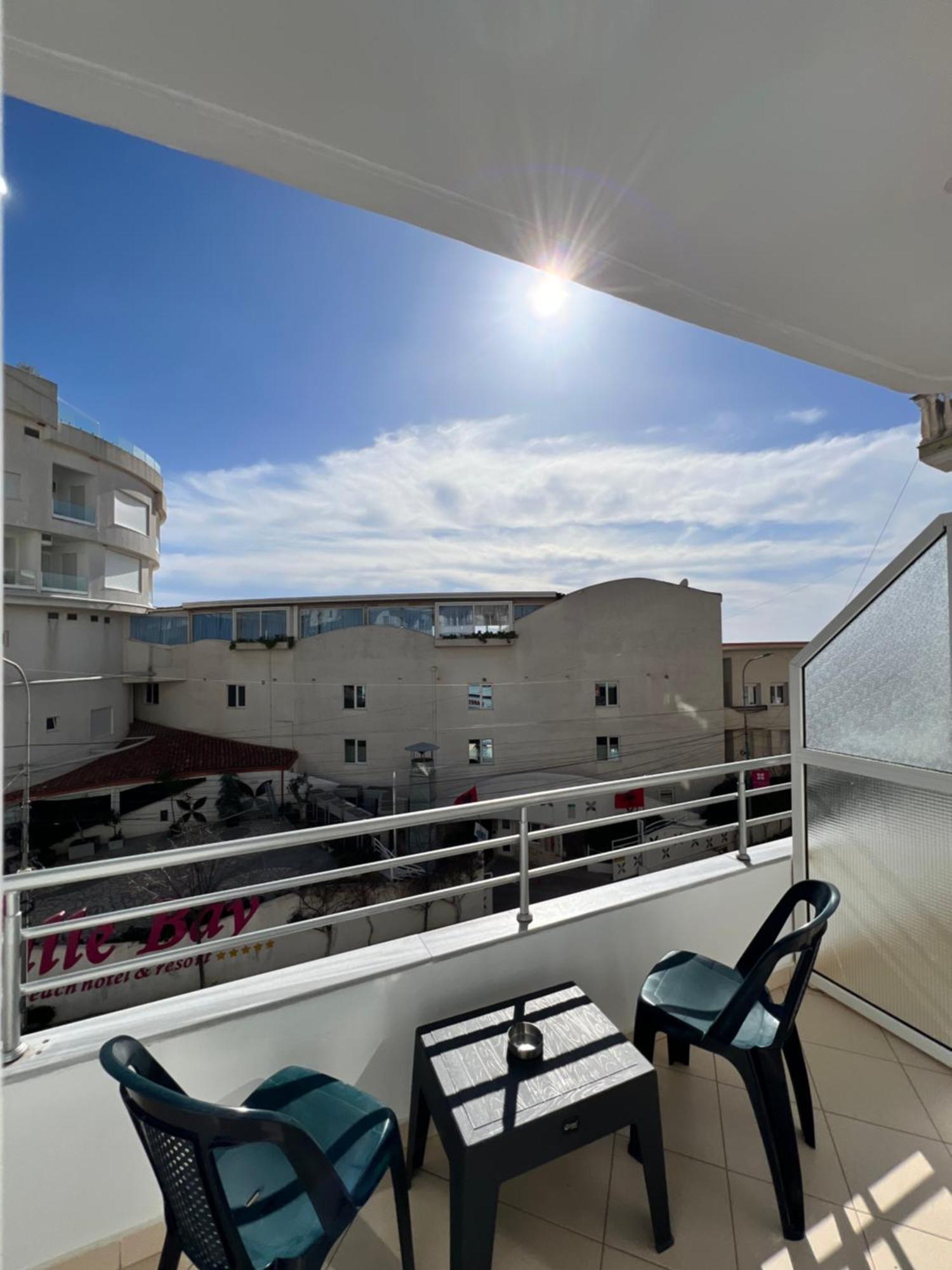 Gjoka Apartments, In Front Of Bougainville Bay Sarandë Eksteriør billede