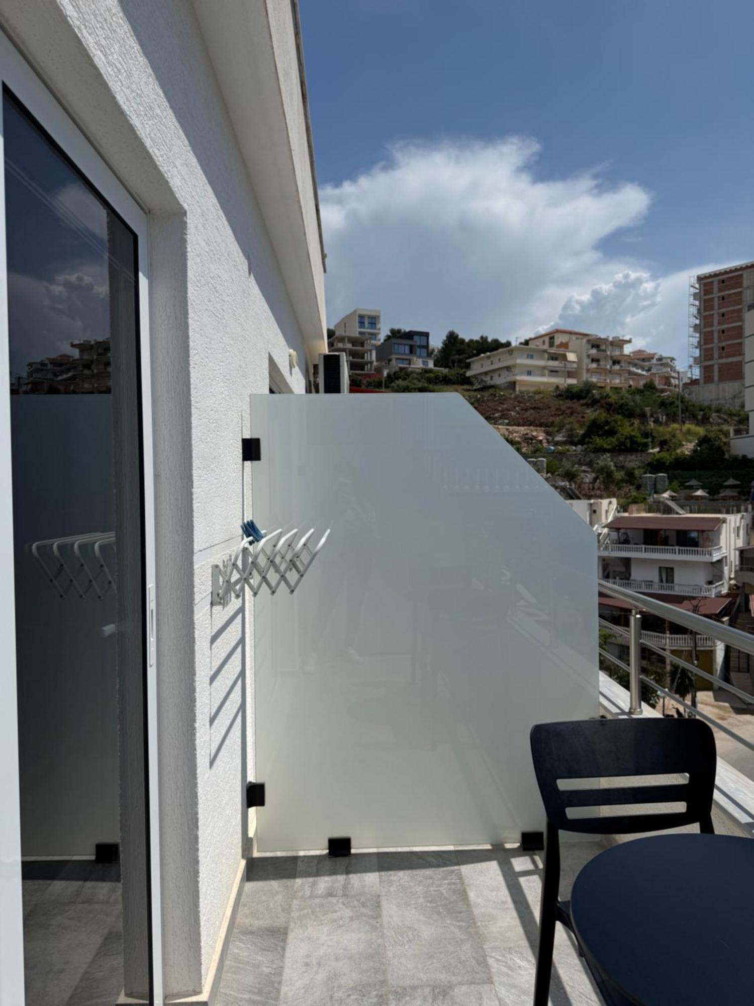 Gjoka Apartments, In Front Of Bougainville Bay Sarandë Værelse billede